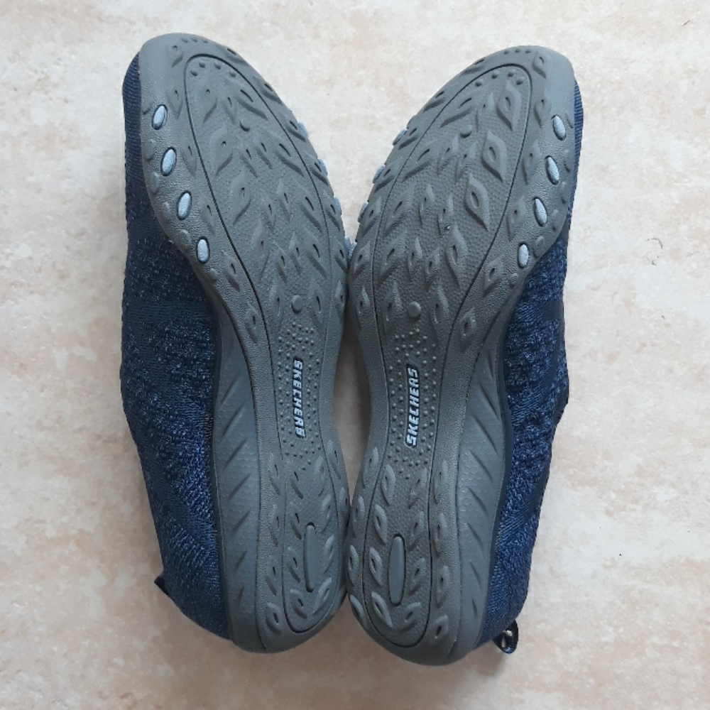 *Host Pick*Skechers Fortune knit shoes - Picture 5 of 8